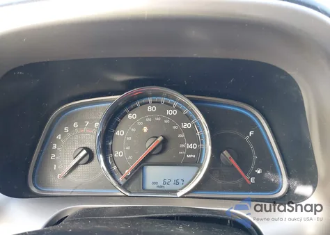 2013 Toyota Rav4 Limited z USA, uszkodzony, nr VIN JTMDFREV4DD019755